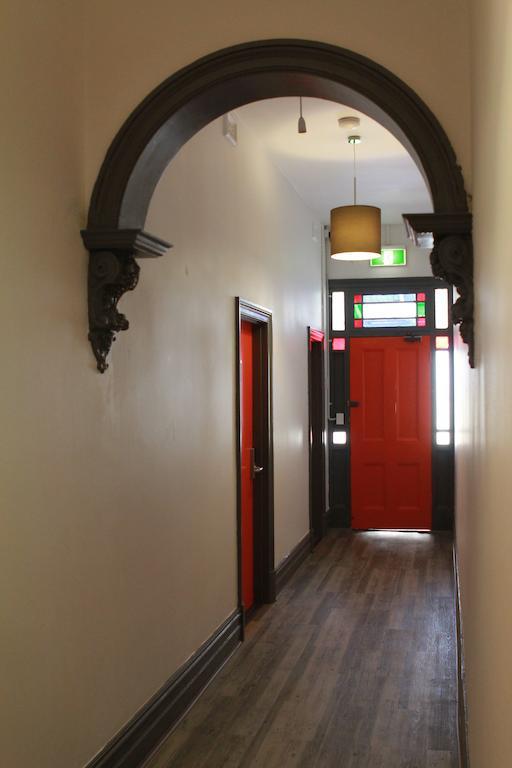 Haus Accommodation - Note - Valid Passport Required To Check-In เพิร์ท ภายนอก รูปภาพ