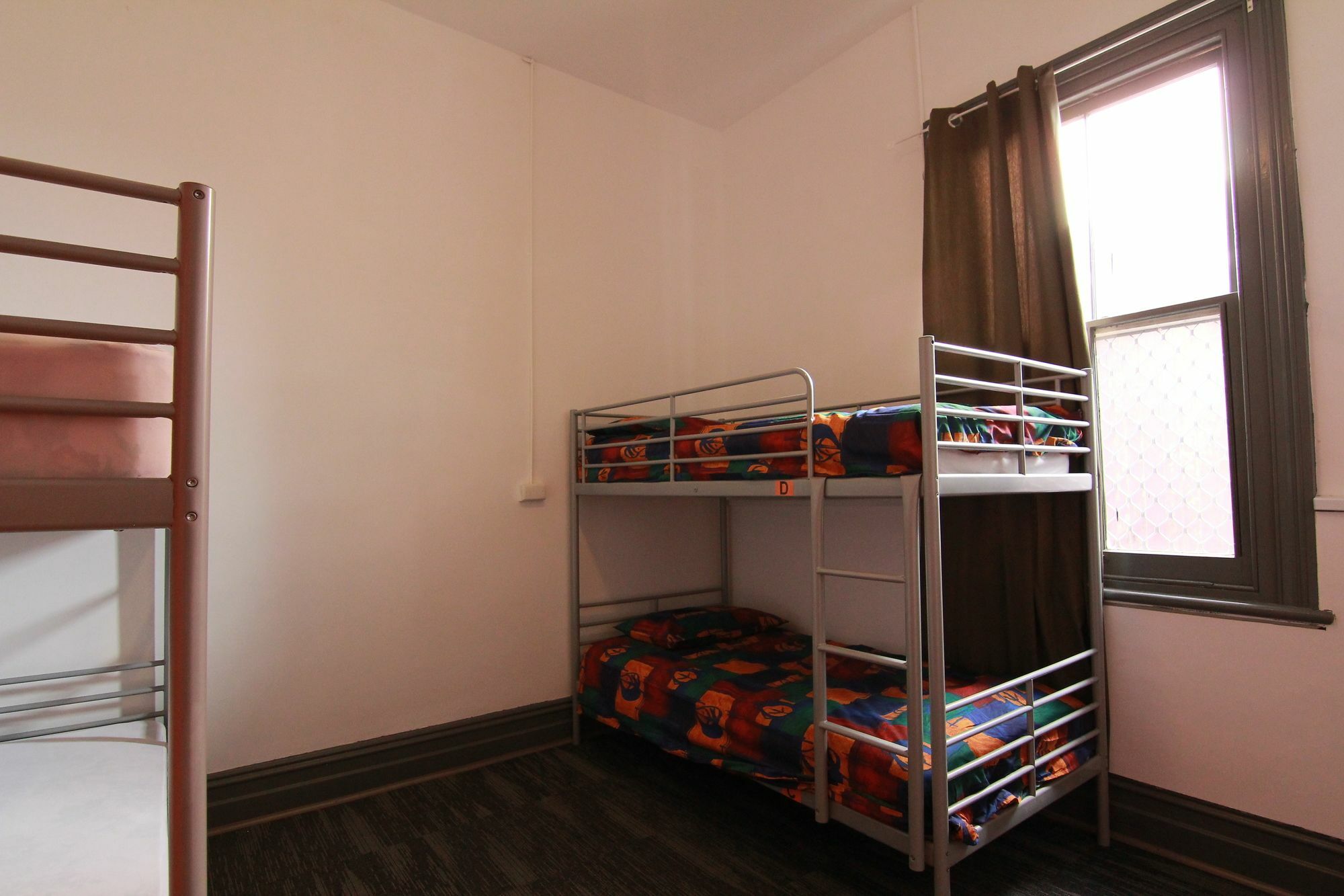 Haus Accommodation - Note - Valid Passport Required To Check-In เพิร์ท ภายนอก รูปภาพ