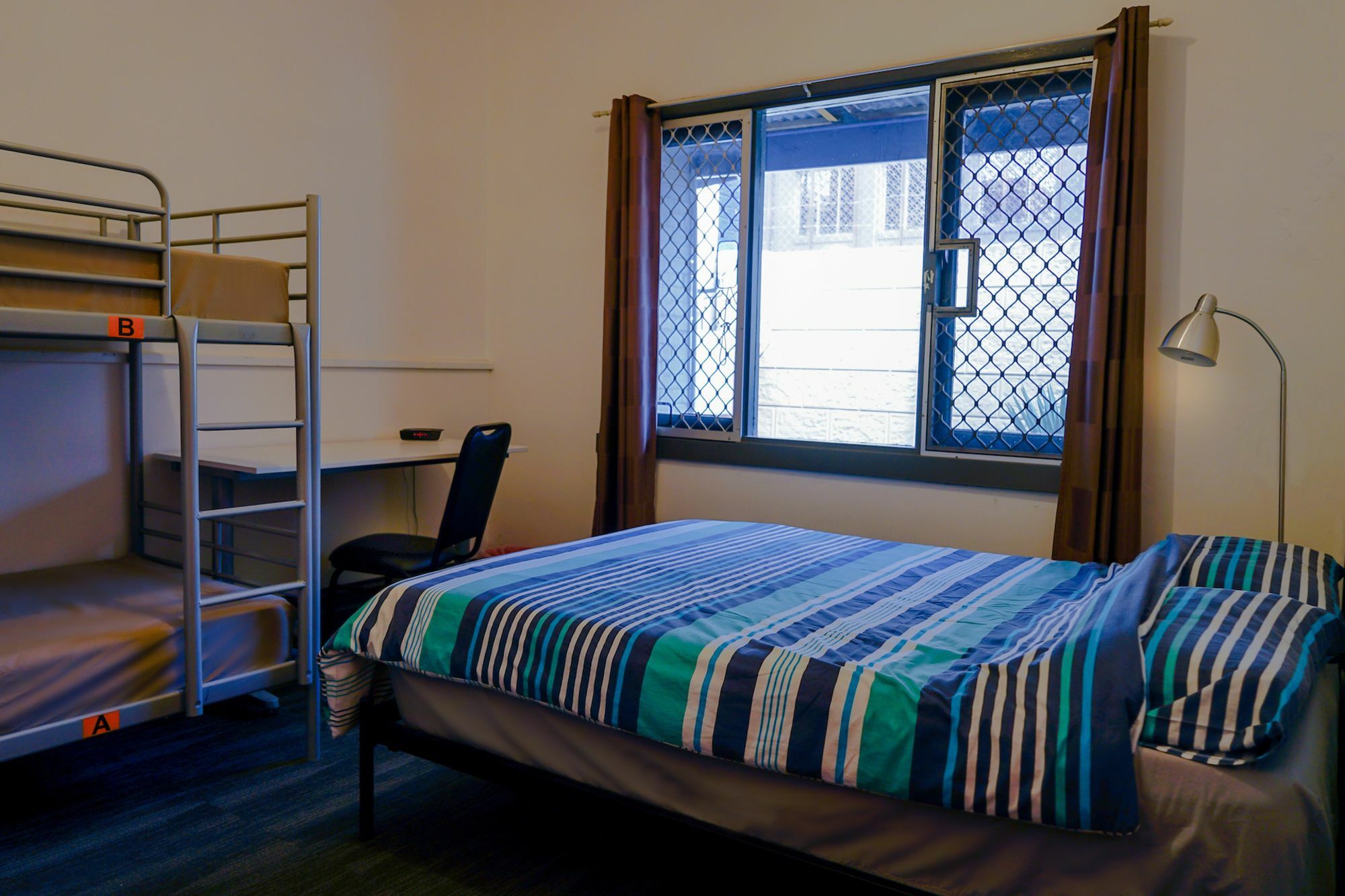 Haus Accommodation - Note - Valid Passport Required To Check-In เพิร์ท ภายนอก รูปภาพ